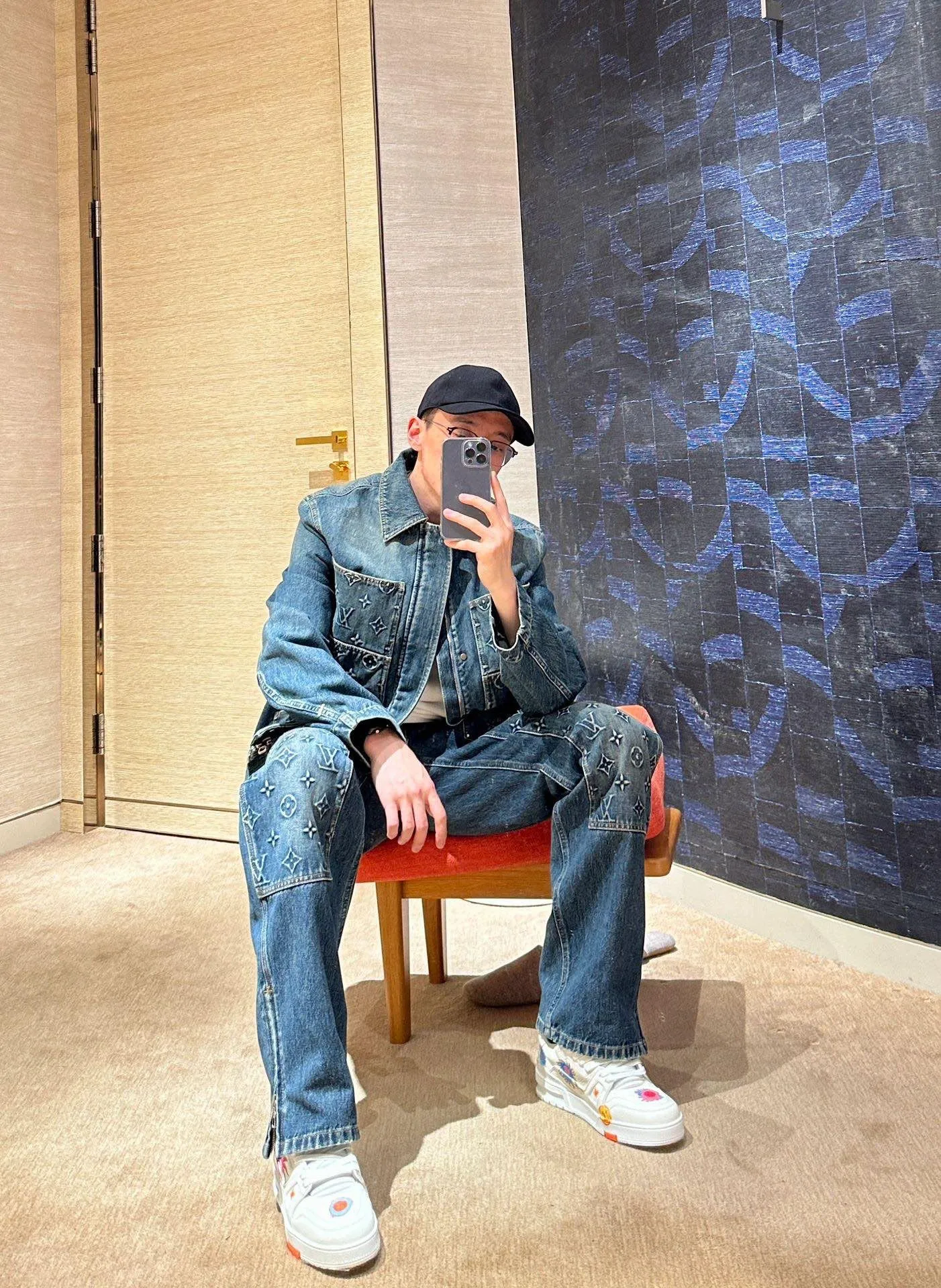 Louis Vuitton/Louis Vuitton embossed denim jacket